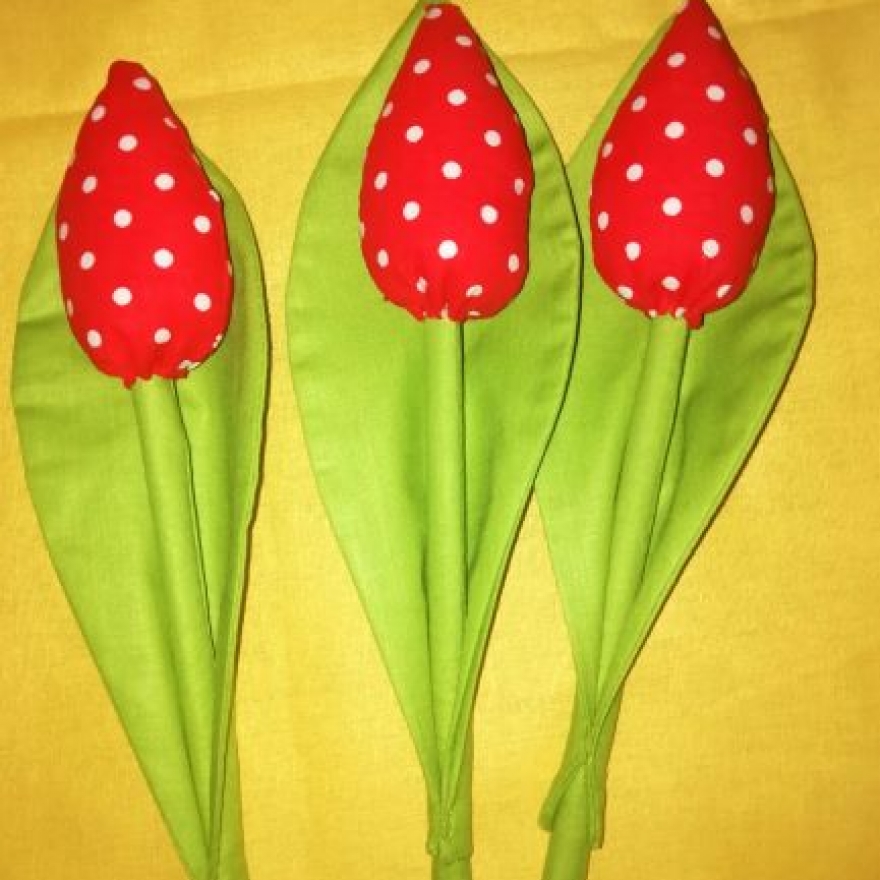 tulipan_czerw_kropki.jpg